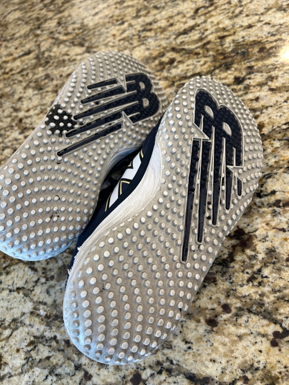 New Balance Men’s Navy and White Athletic Sneakers - Picture 4 of 6